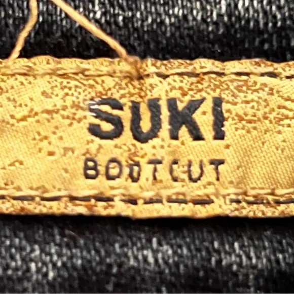 Silver Jeans For Girls/Women W27/L32 SUKI Boot Cut 195165AF438 26173 Very Nice - Picture 4 of 9